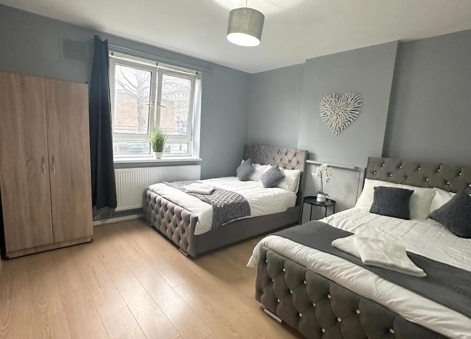 1 Bedroom Flat In Whitechapel, لندن