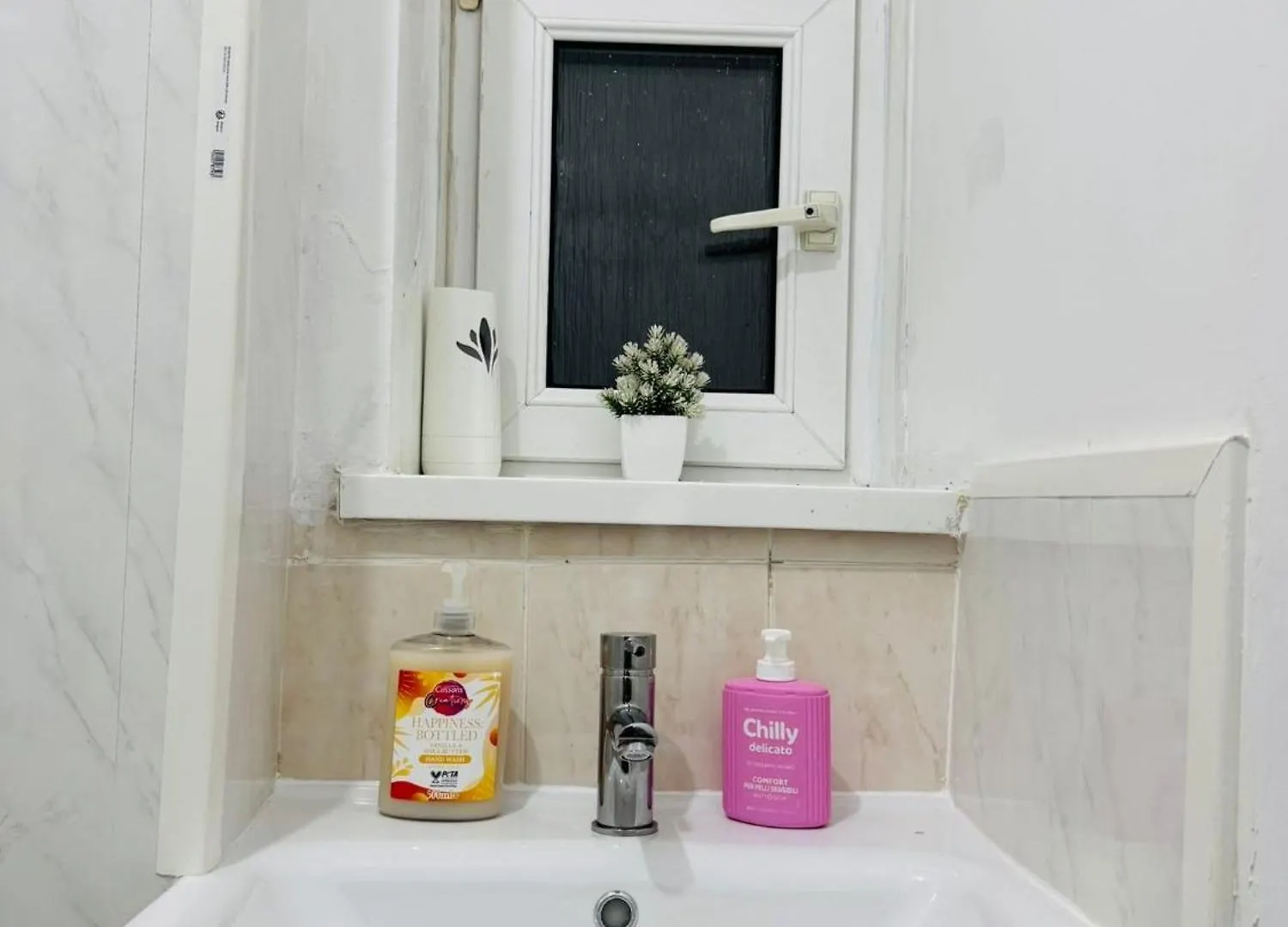 1 Bedroom Flat In Whitechapel, لندن شقة